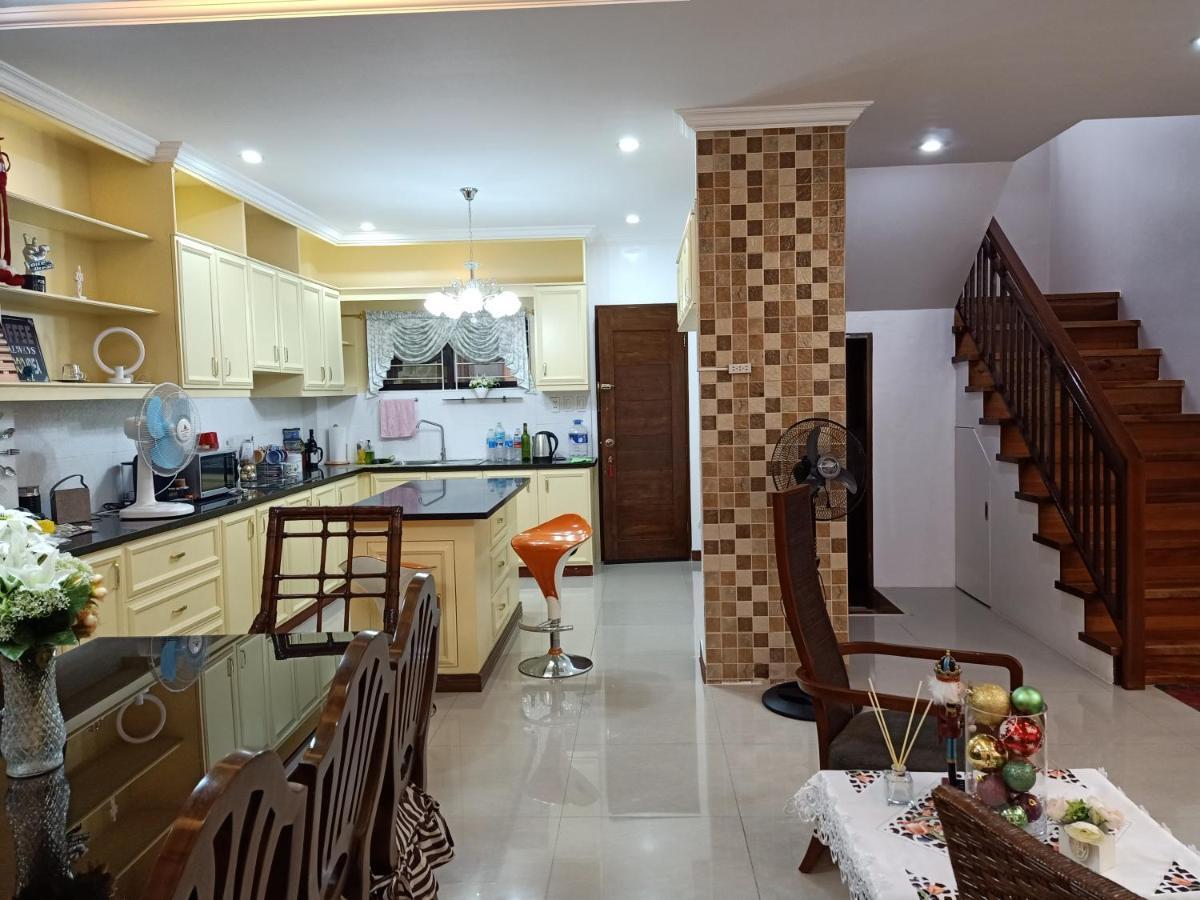 Aj'S Haven Homestay Cebu Bagian luar foto